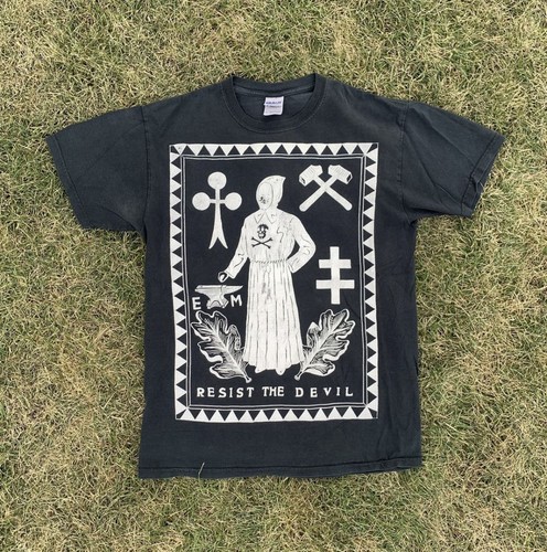 Vintage resist the devil - resist,